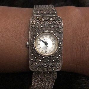 Japan Quartz Mov’t Vintage Watch